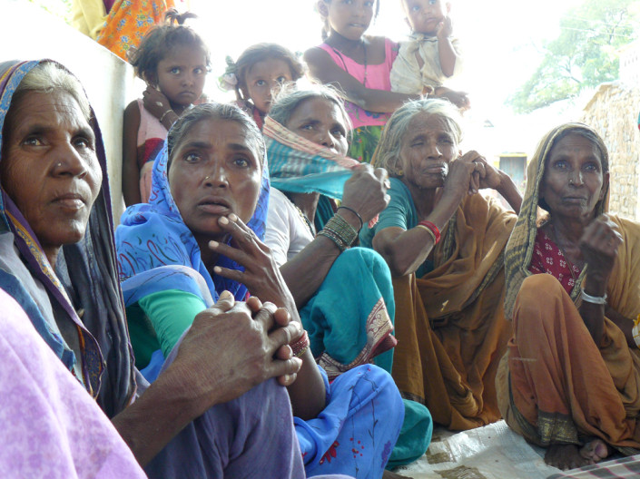 "Women's Village Organization, Muzzafarpur, Bihar" - copyright V. Rao.